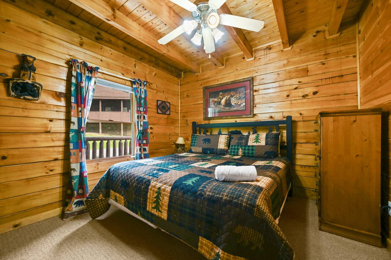 <span class="name">King Bed</span> <span class="name">King Bed</span>