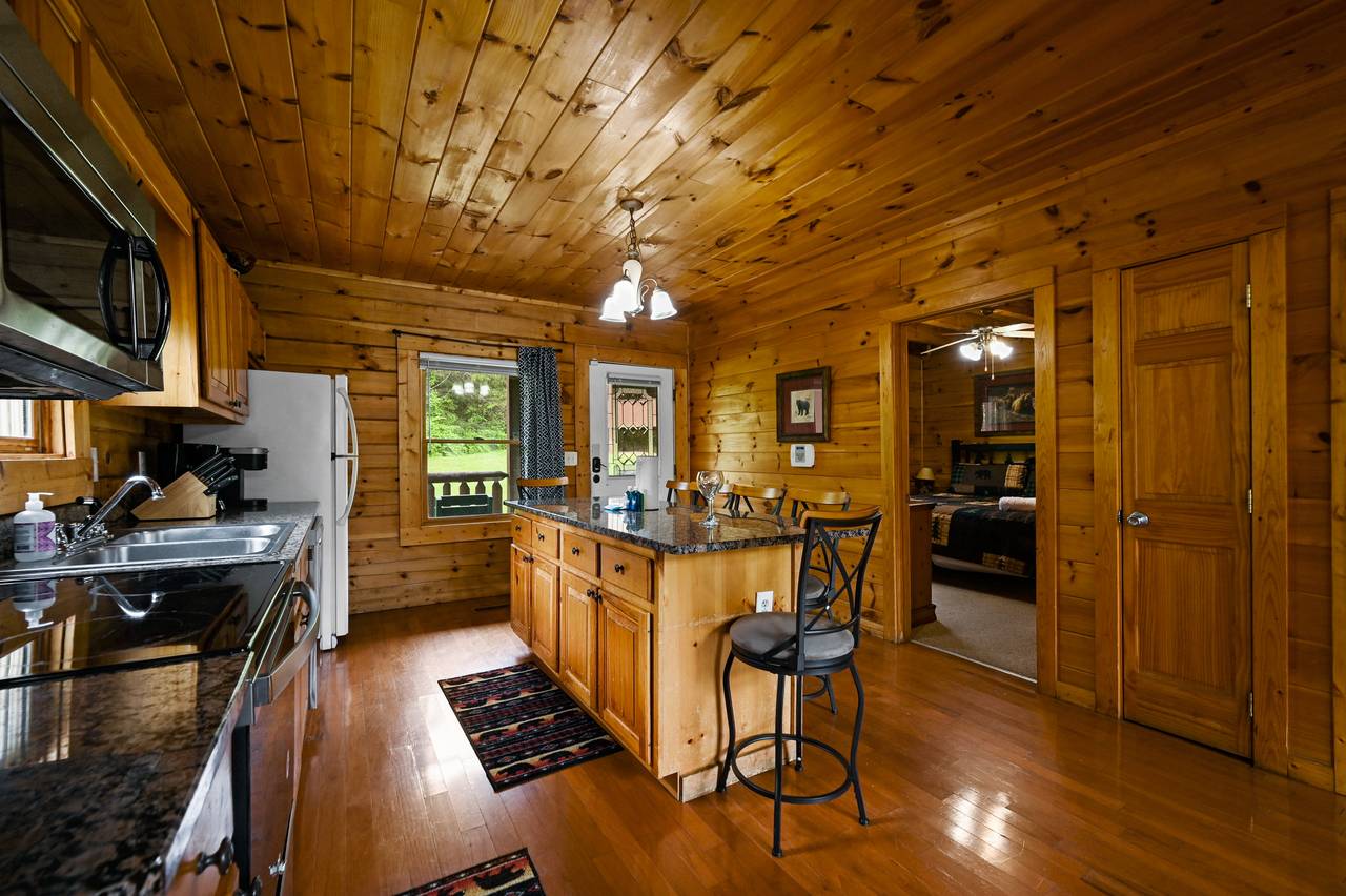 <span class="name">Fully equipped kitchen </span> <span class="name">Fully equipped kitchen </span>