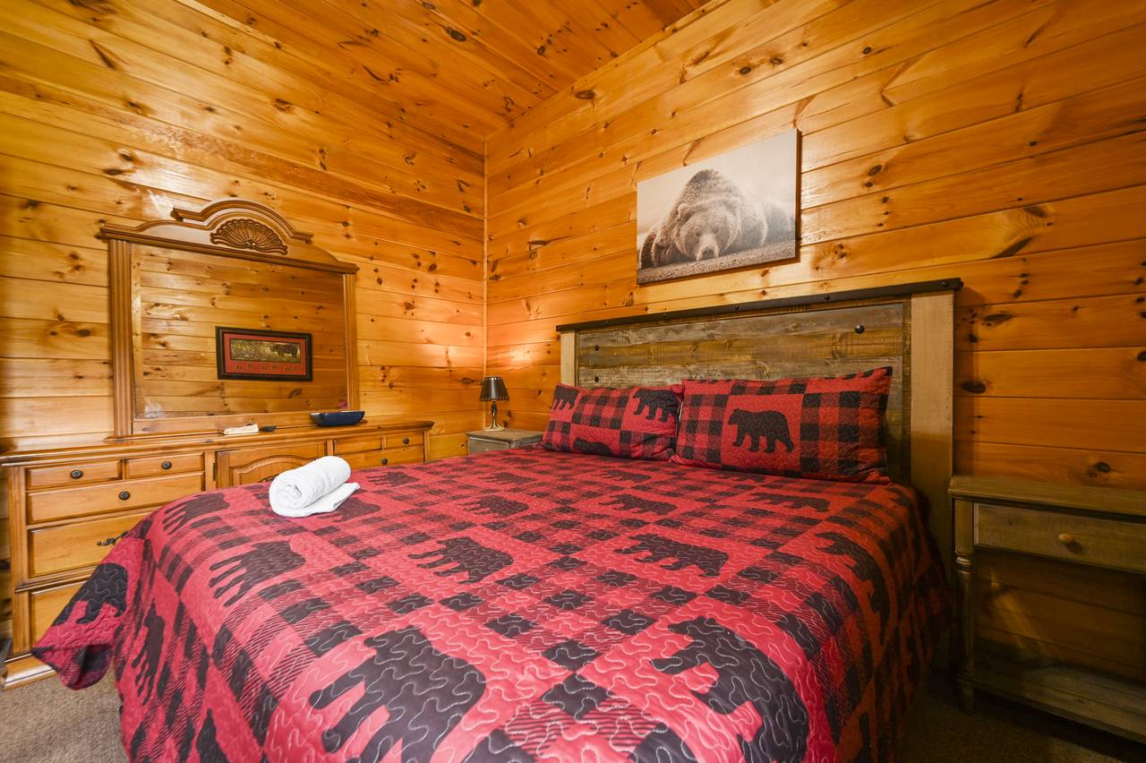 <span class="name">King Bed</span> <span class="name">King Bed</span>