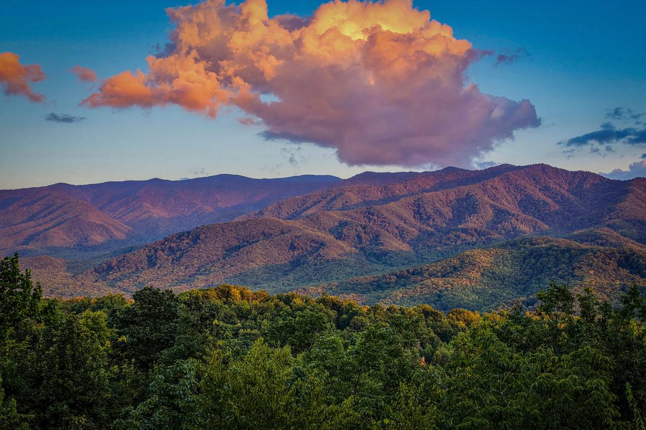 <span class="name">Gorgeous views of The Great Smoky Mountains!</span> <span class="name">Gorgeous views of The Great Smoky Mountains!</span>