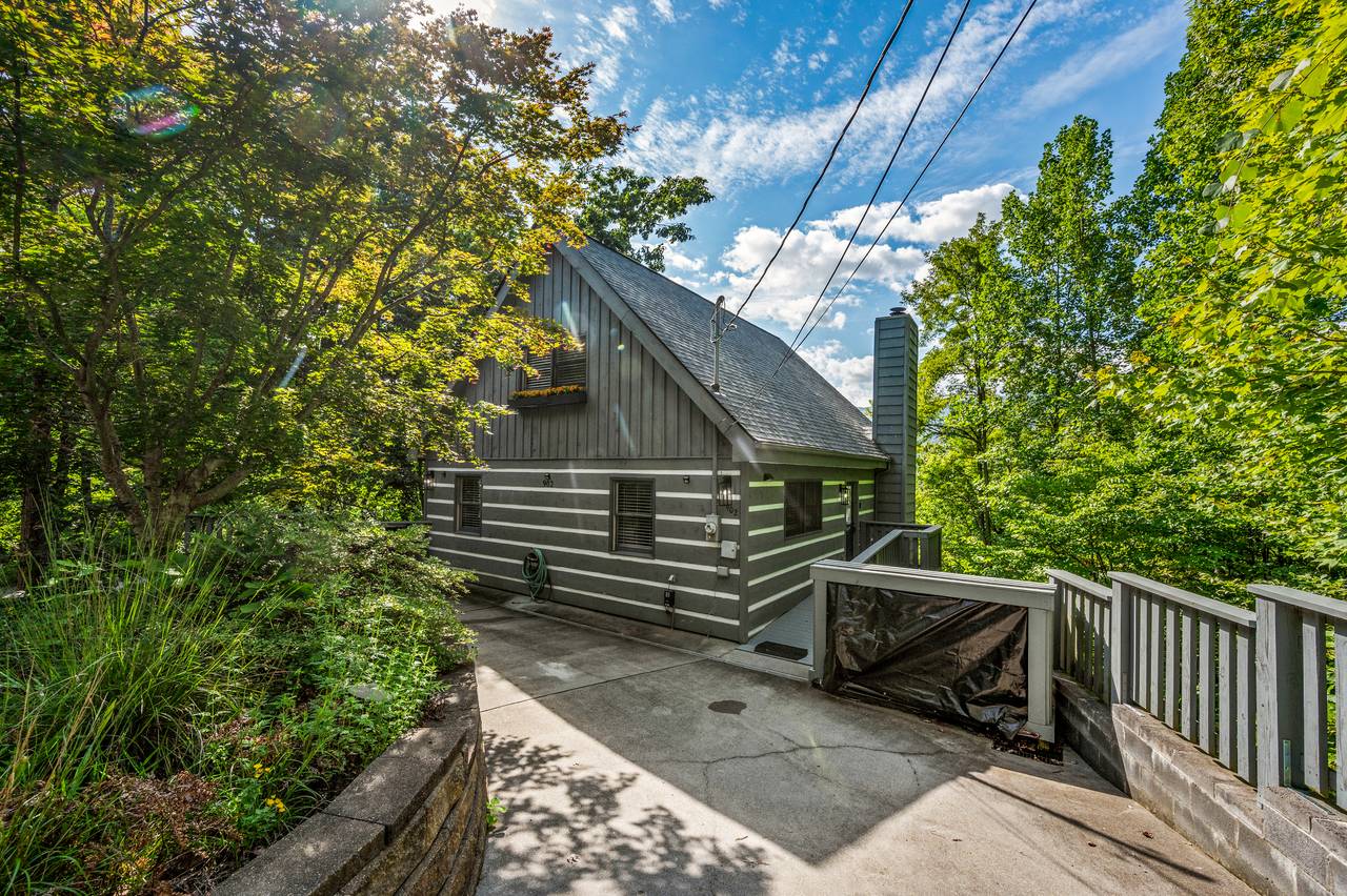Welcome to Eagles View, offered by Bear Tracts Welcome to Eagles View, offered by Bear Tracts