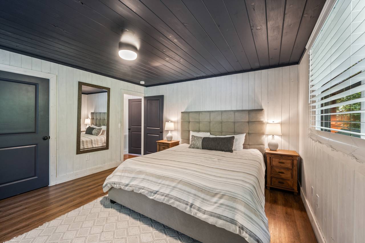 Main floor bedroom with king bed Main floor bedroom with king bed