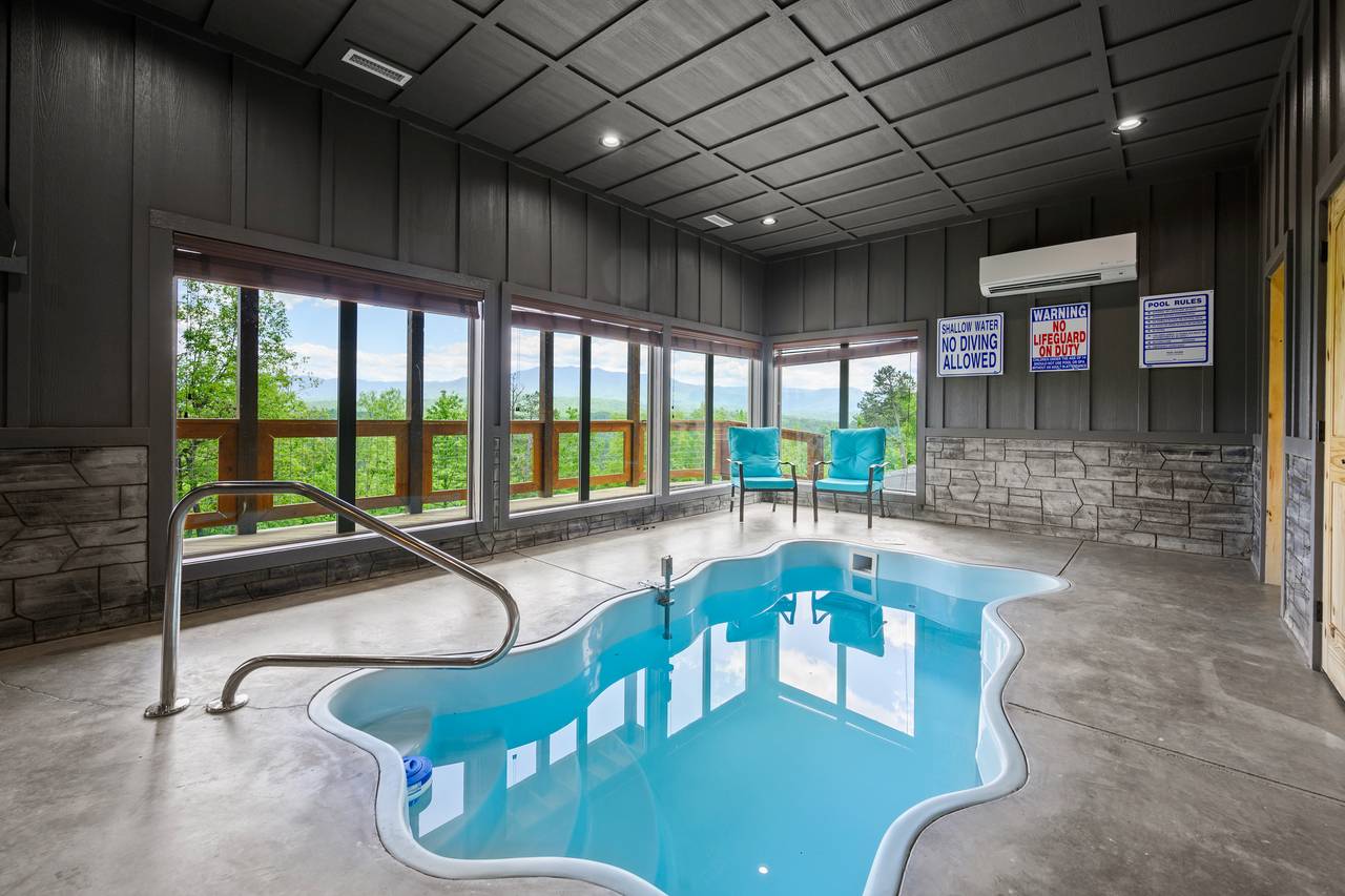 A Bears Poolside View. Pool room with a view! A Bears Poolside View. Pool room with a view!