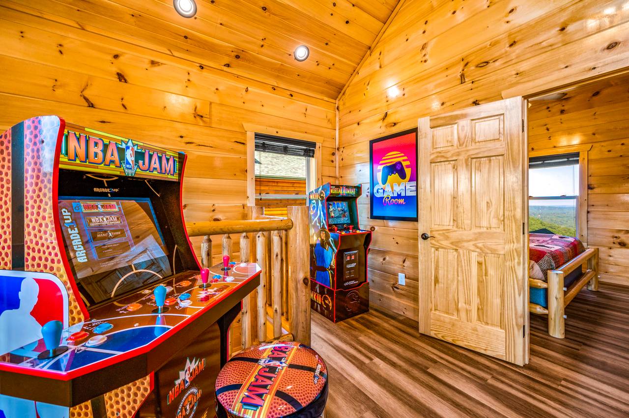 Game Room: Pool Table, NBA Jams, Street fighter, & Pac-Man Game Room: Pool Table, NBA Jams, Street fighter, & Pac-Man