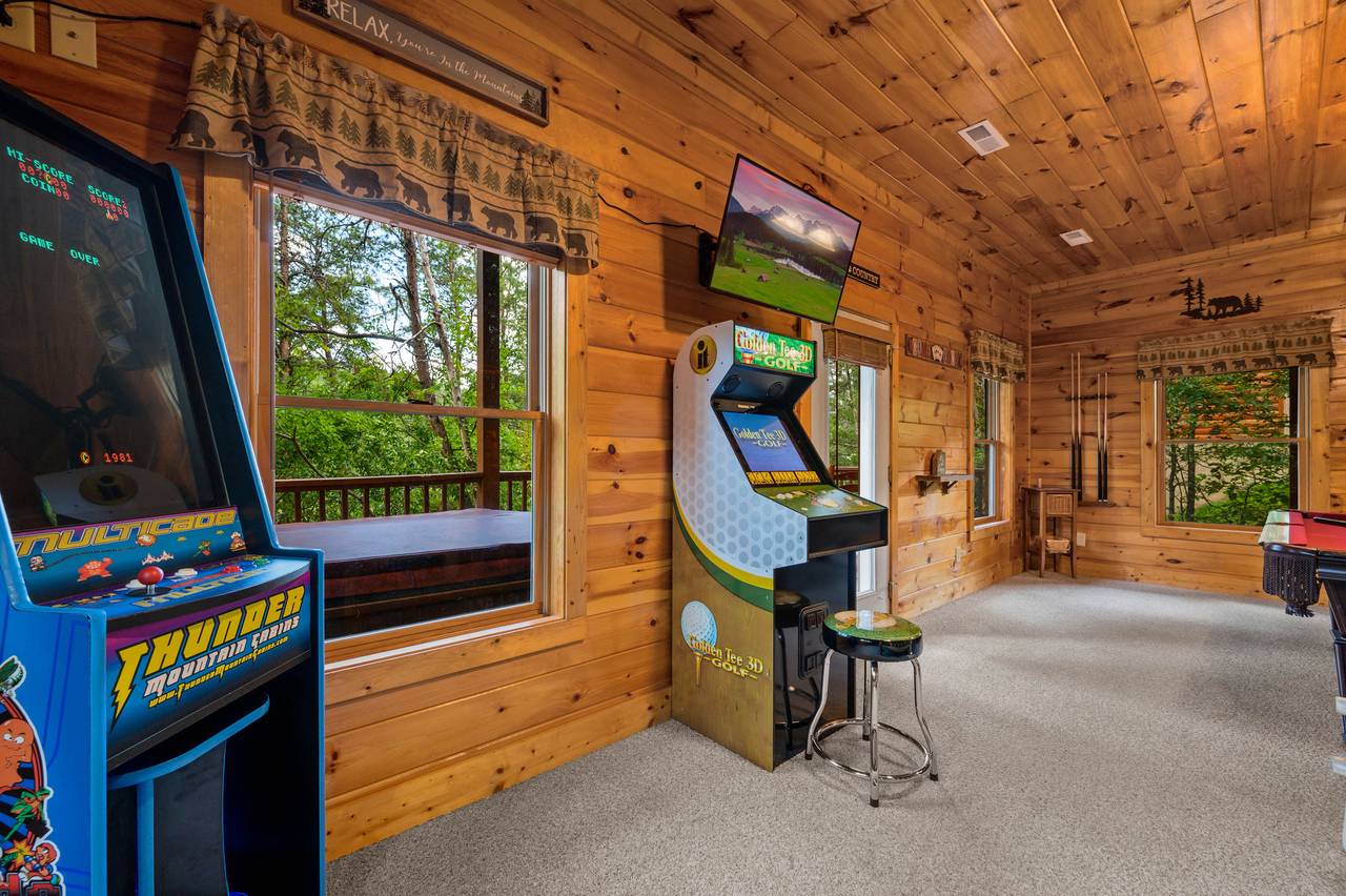 Multi-Cade and Golden Tee Multi-Cade and Golden Tee