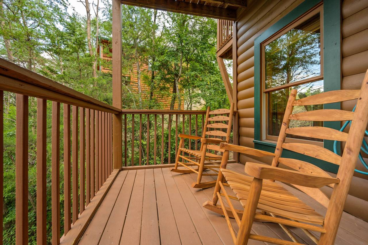 Rock your cares away in the Smoky Mountains of Tennessee! Rock your cares away in the Smoky Mountains of Tennessee!