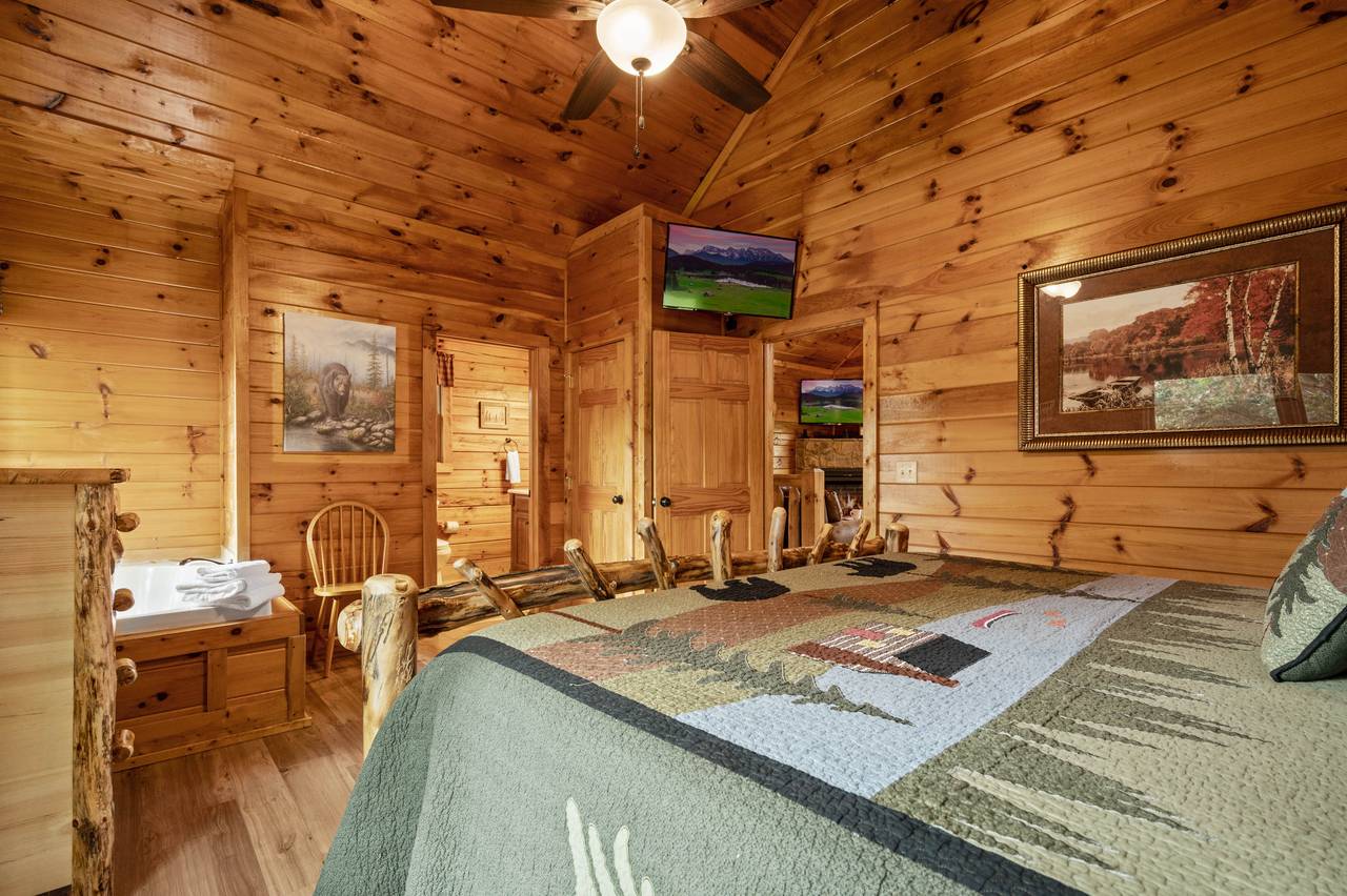 Bed 2: King with jetted tub, TV & en-suite full bath; main level Bed 2: King with jetted tub, TV & en-suite full bath; main level