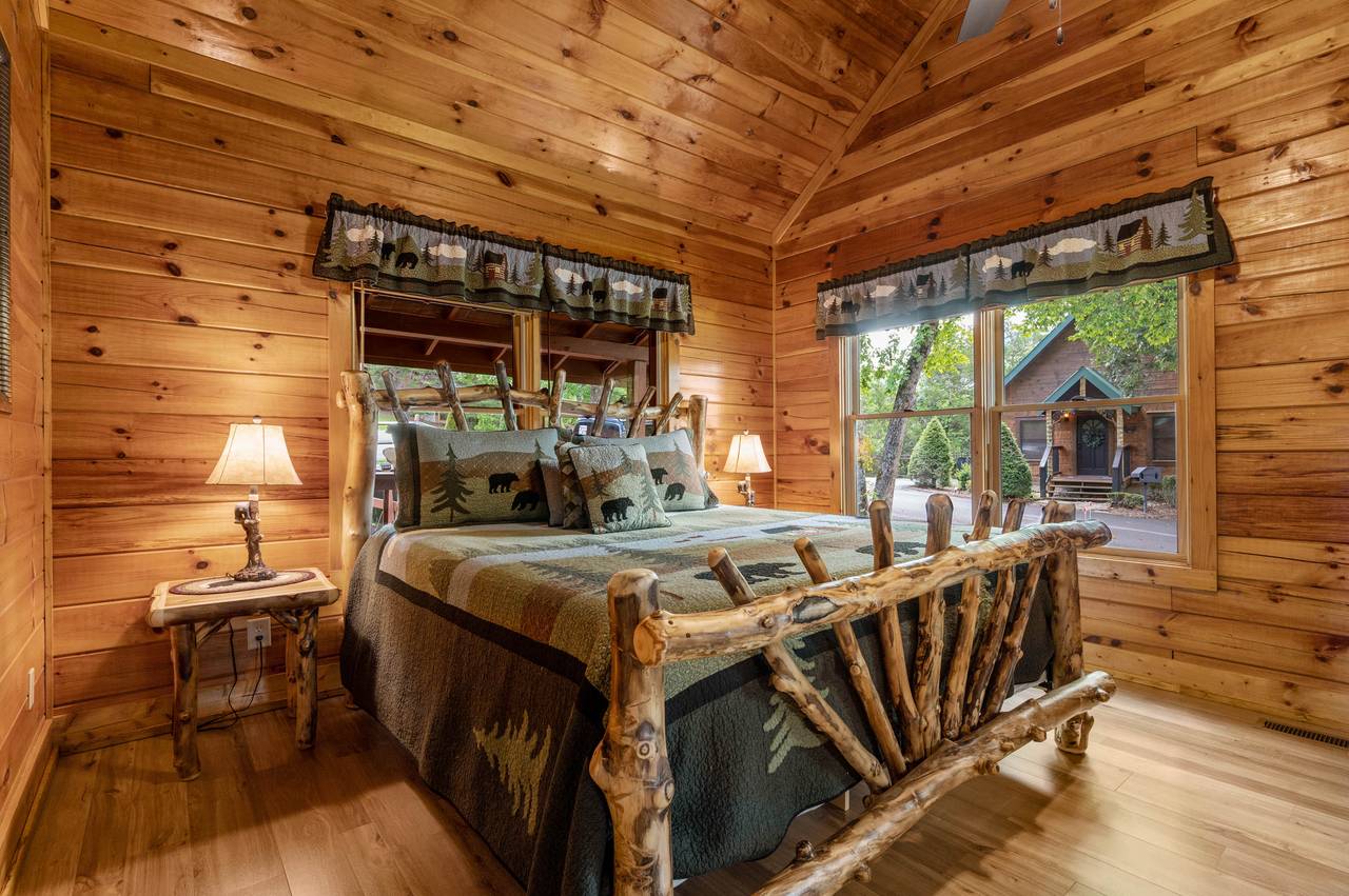 Bed 2: King with jetted tub, TV & en-suite full bath; main level Bed 2: King with jetted tub, TV & en-suite full bath; main level