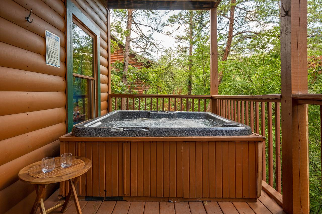 Soak those aching muscles after hiking in the Smokies! Soak those aching muscles after hiking in the Smokies!