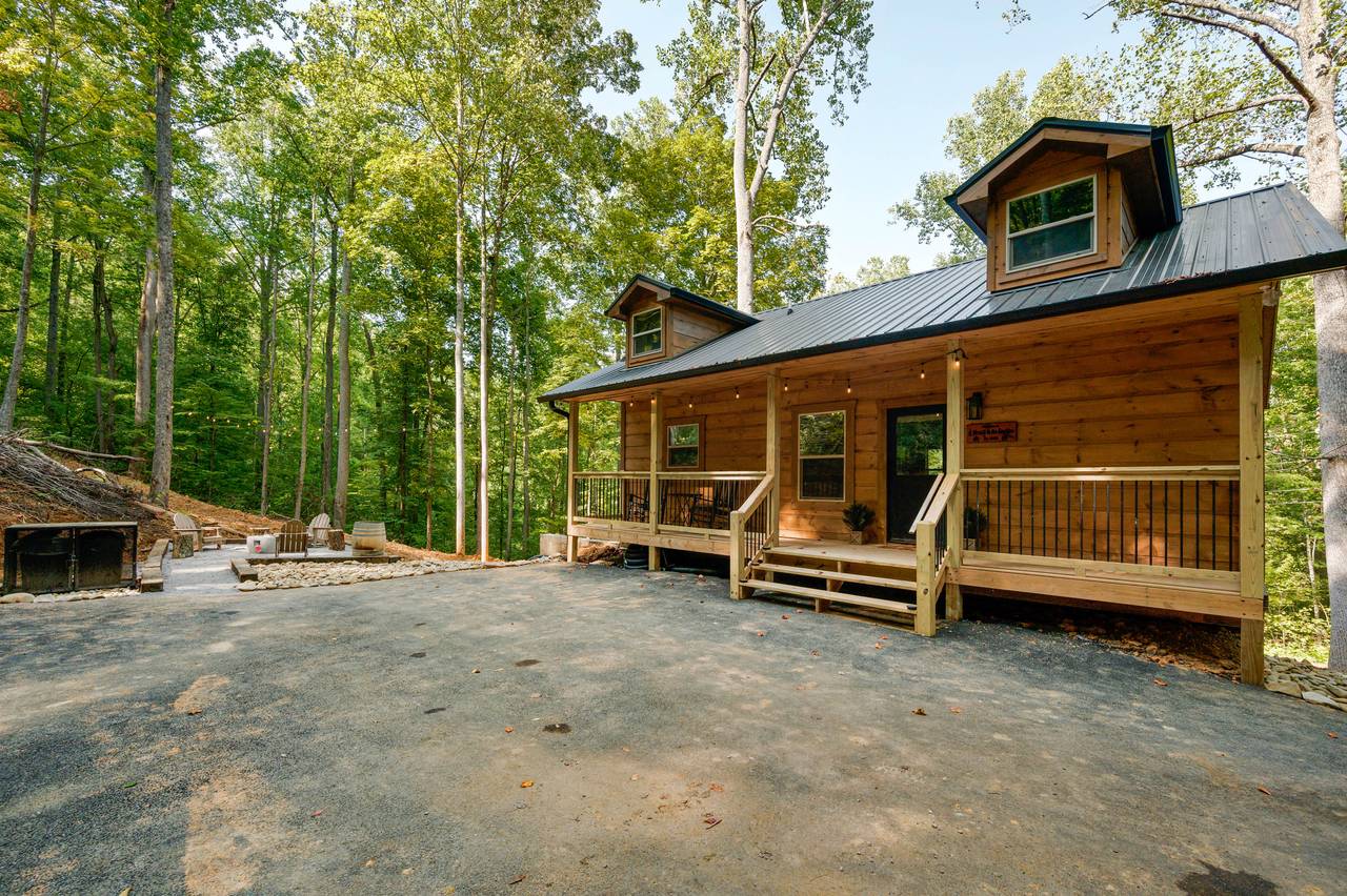 Exterior Exterior