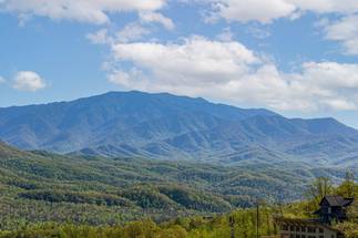 Gorgeous views of The Great Smoky Mountains of Tennessee! Gorgeous views of The Great Smoky Mountains of Tennessee!