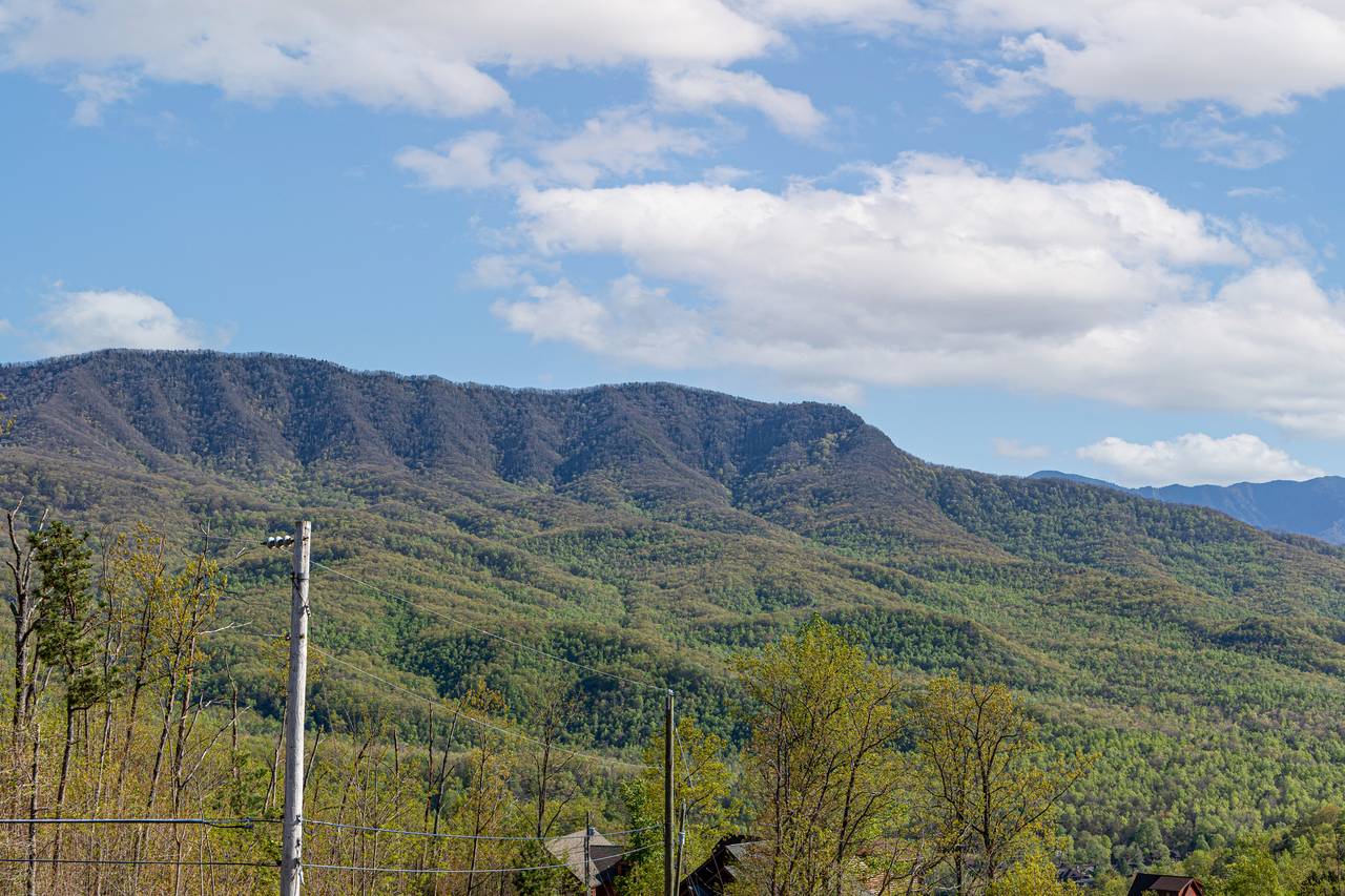 Gorgeous views of The Great Smoky Mountains of Tennessee! Gorgeous views of The Great Smoky Mountains of Tennessee!
