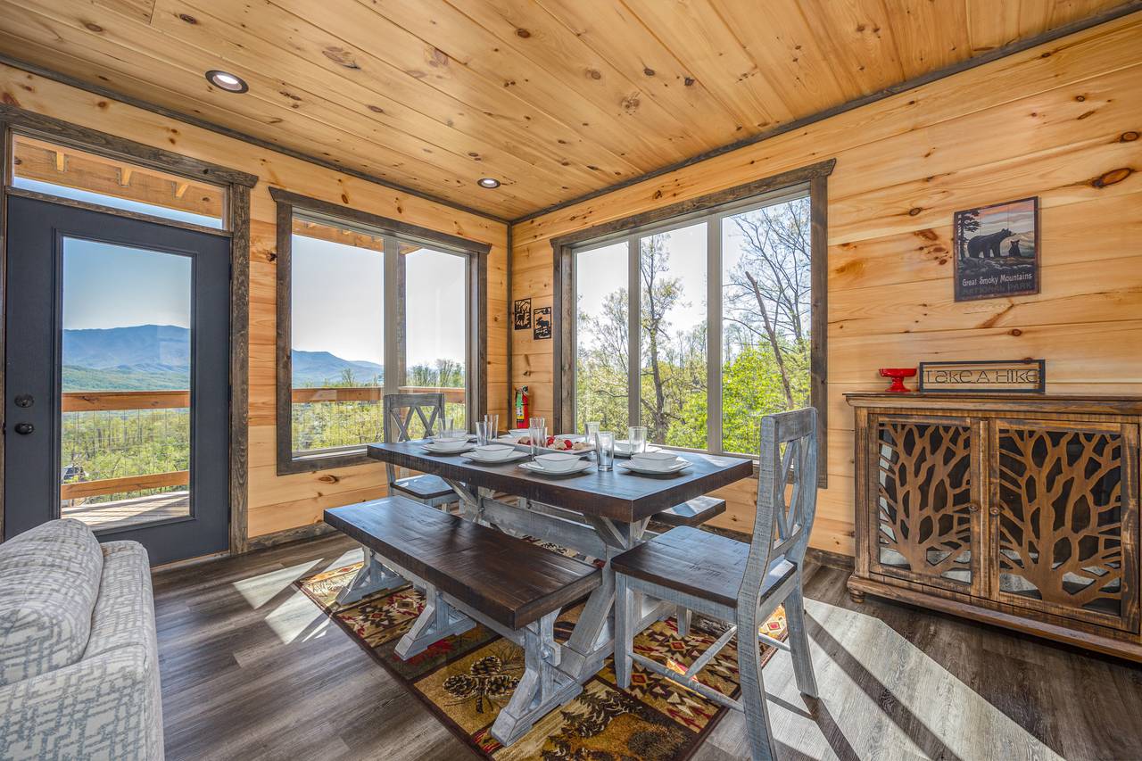 Dine every meal with views of the Smoky Mountains! Dine every meal with views of the Smoky Mountains!