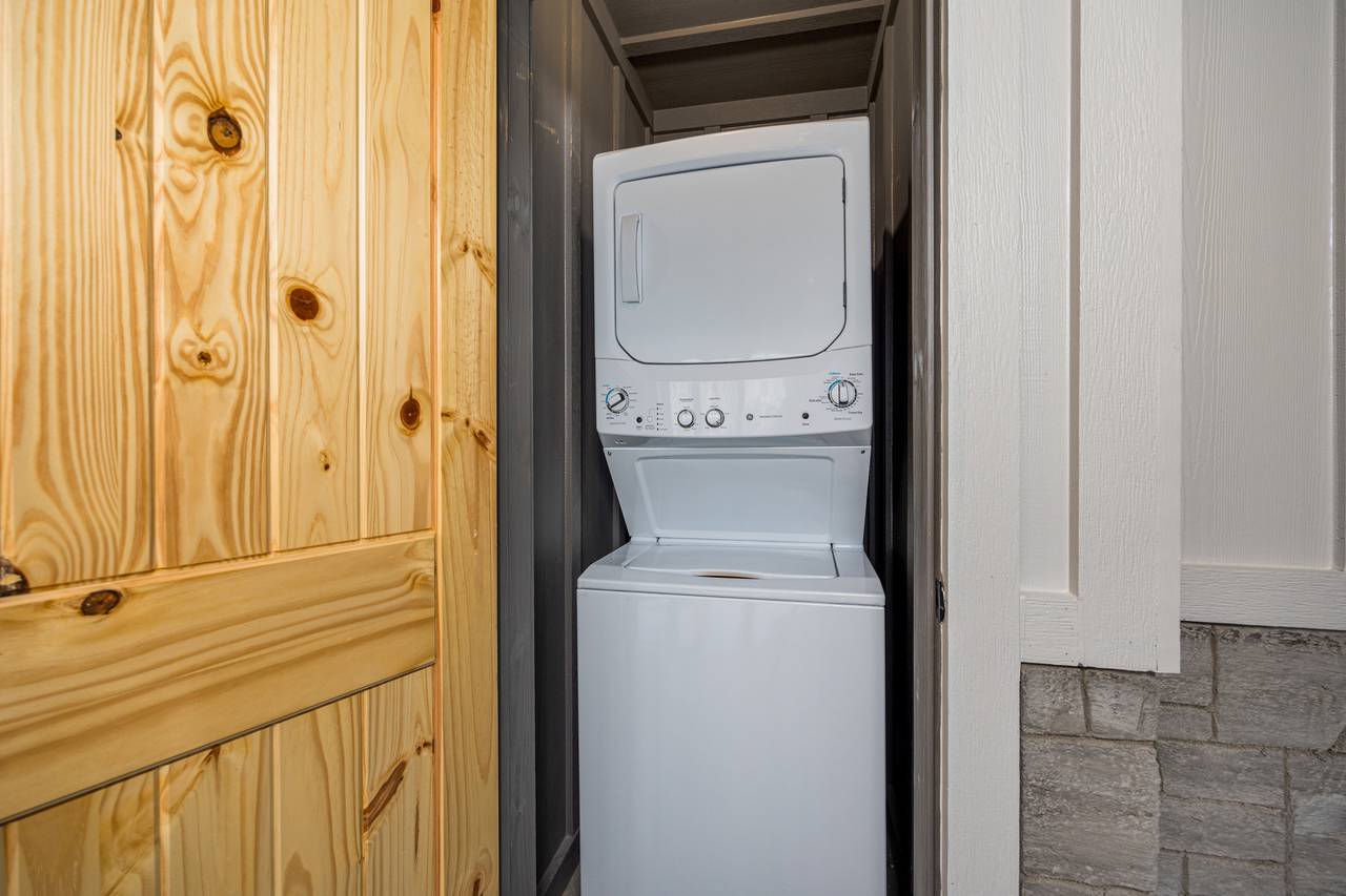 Stackable washing machine and dryer Stackable washing machine and dryer