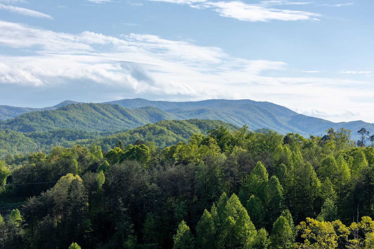 Gorgeous views of The Great Smoky Mountains! Gorgeous views of The Great Smoky Mountains!