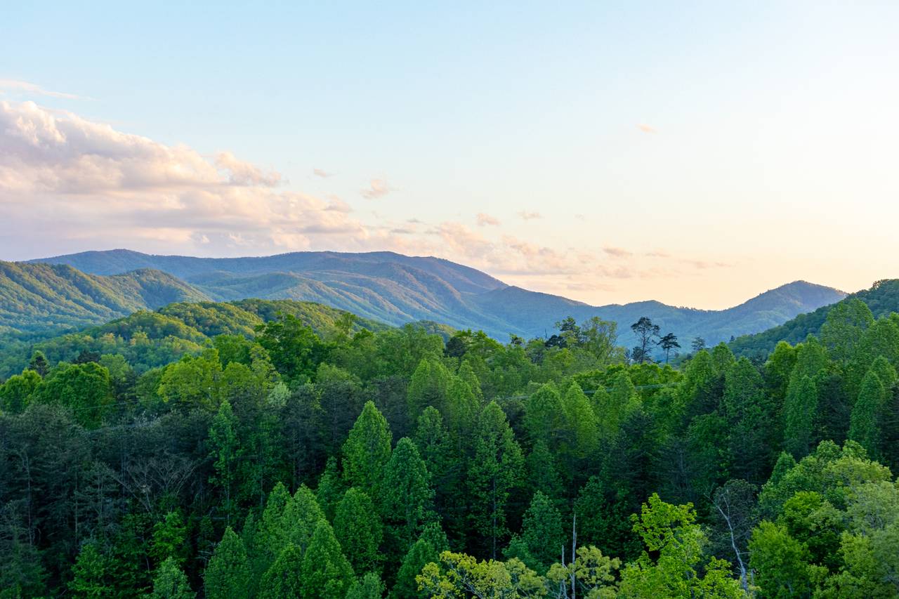 Gorgeous views of The Great Smoky Mountains! Gorgeous views of The Great Smoky Mountains!