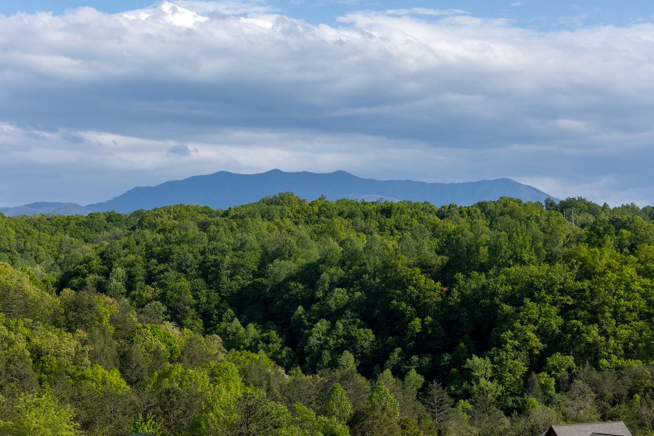 Gorgeous views of The Great Smoky Mountains! Gorgeous views of The Great Smoky Mountains!