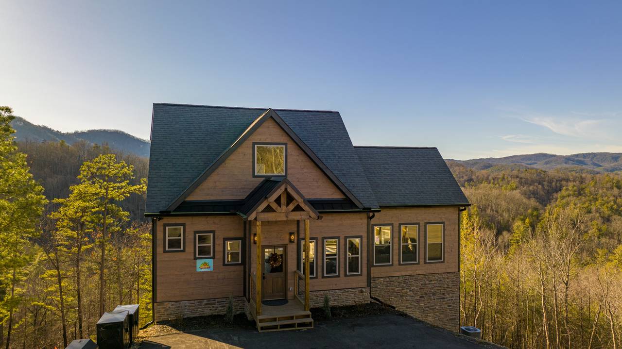Welcome to A Stoney Mountain View Welcome to A Stoney Mountain View