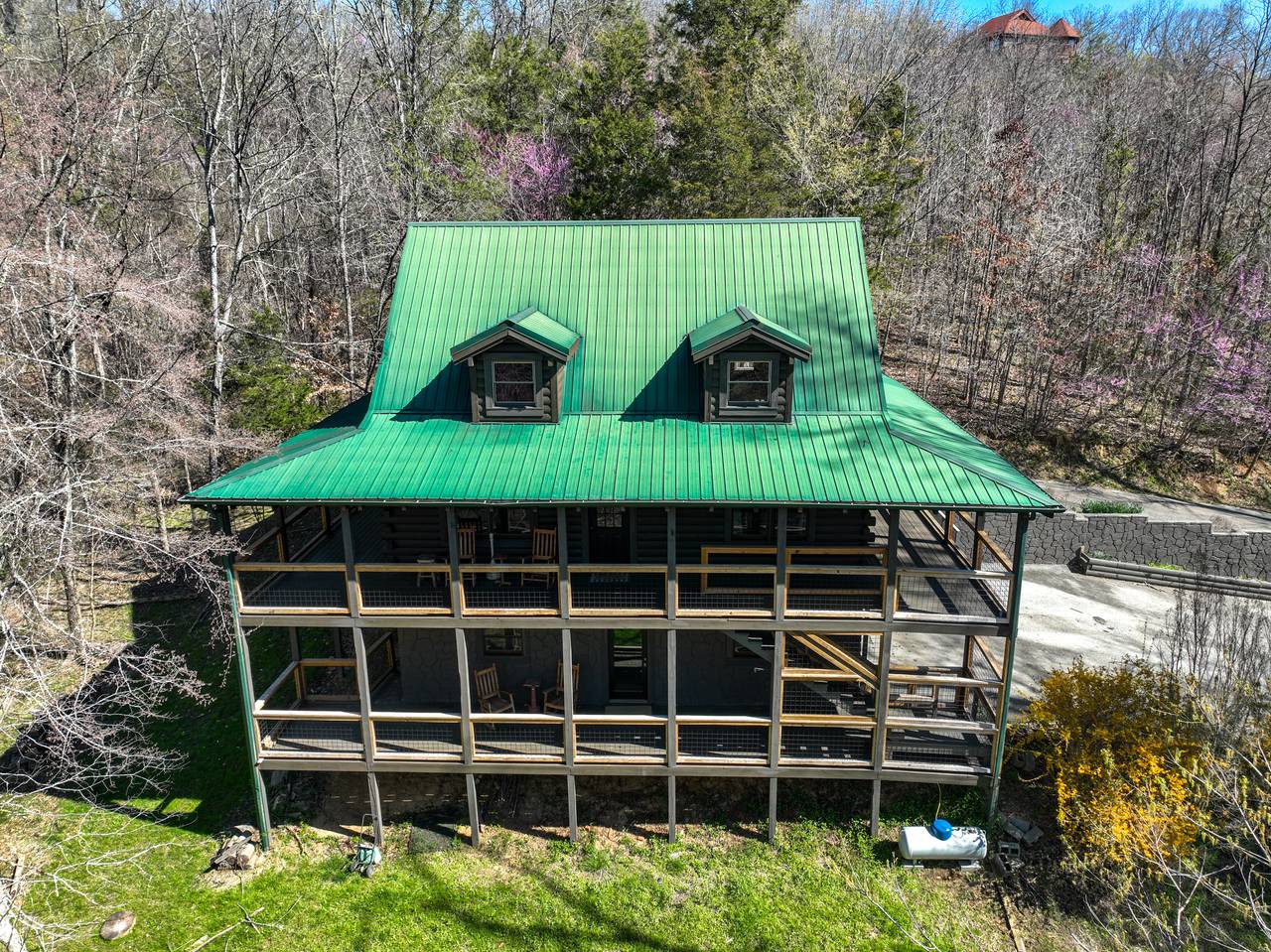 Exterior Exterior