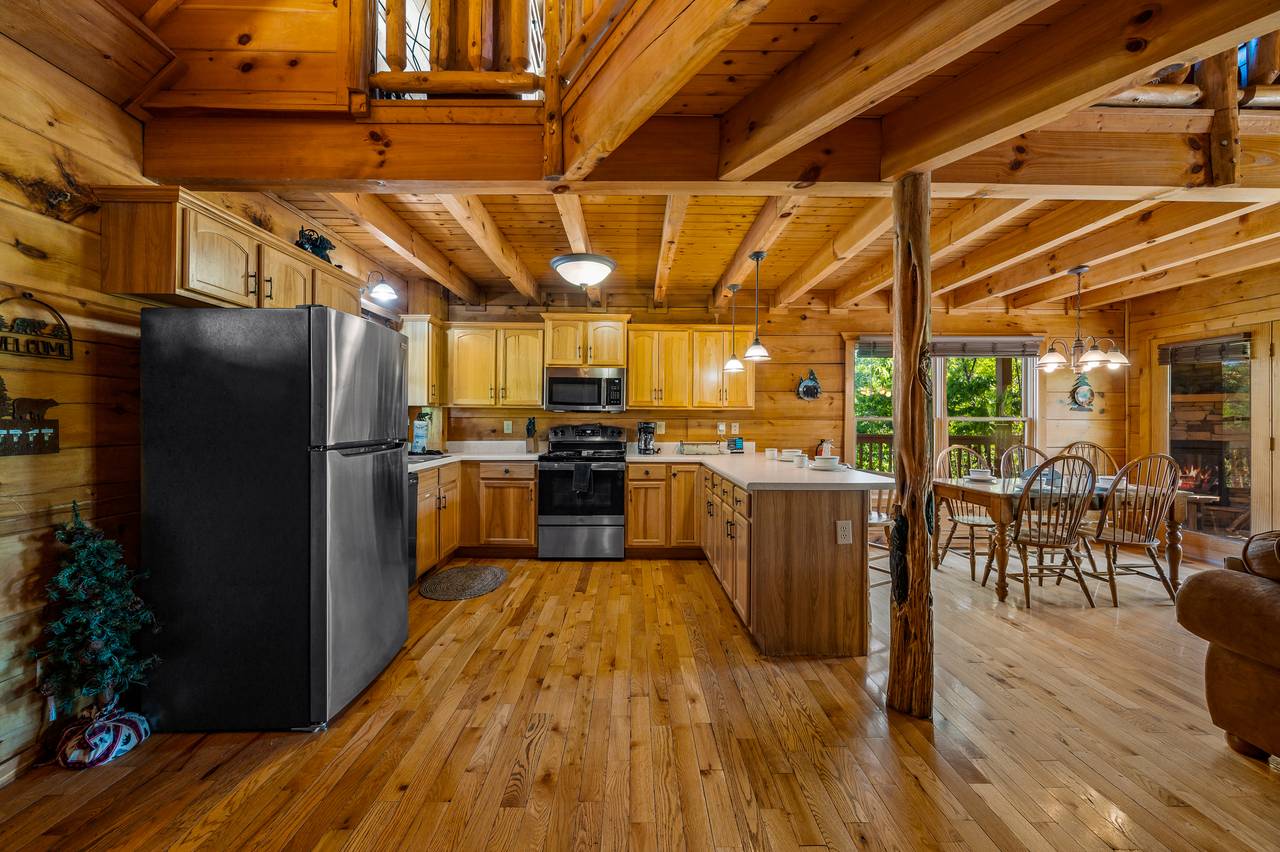 Fully equipped kitchen: cook/bake/dinner/silver-ware included Fully equipped kitchen: cook/bake/dinner/silver-ware included
