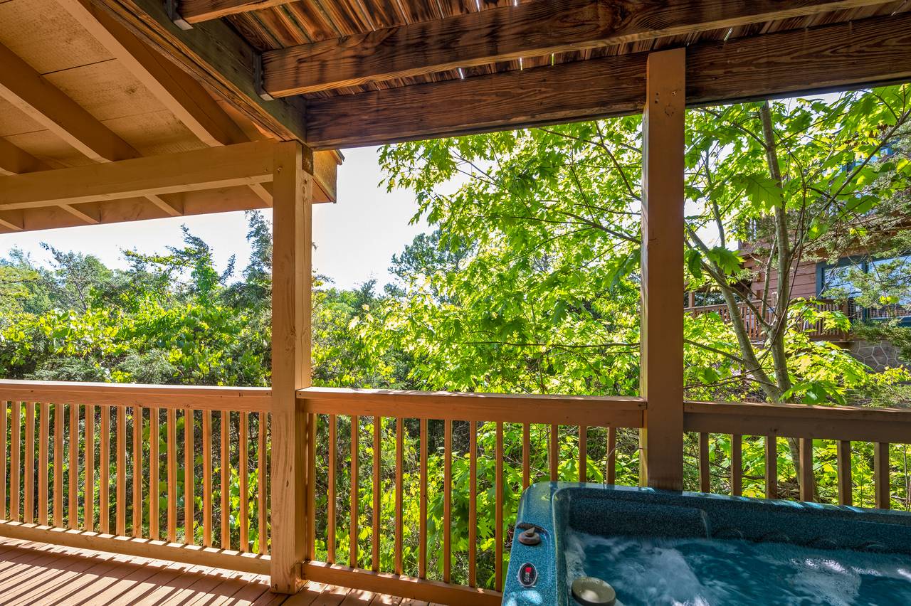 Soak your troubles away in the private outdoor hot tub! Soak your troubles away in the private outdoor hot tub!