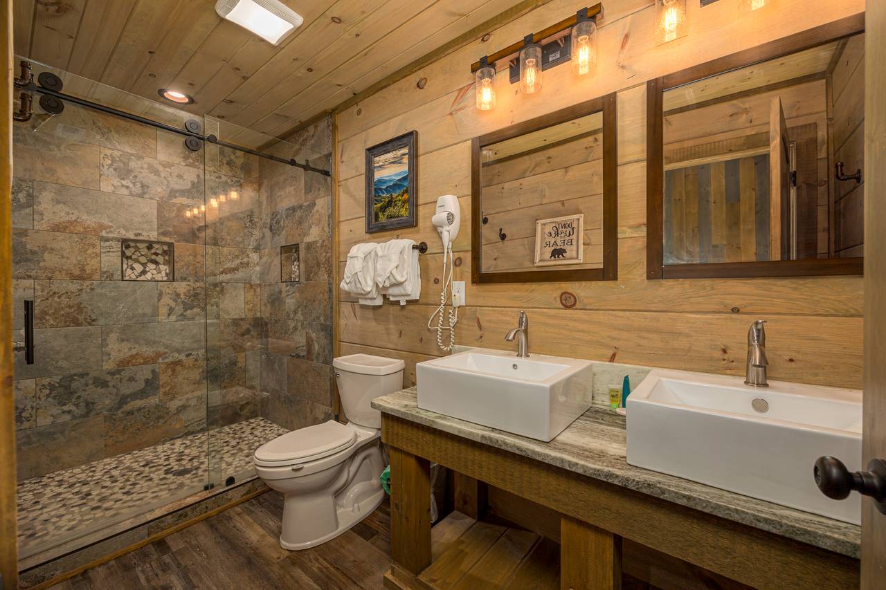 Bath 4: upper level king ensuite full bath with standing shower Bath 4: upper level king ensuite full bath with standing shower