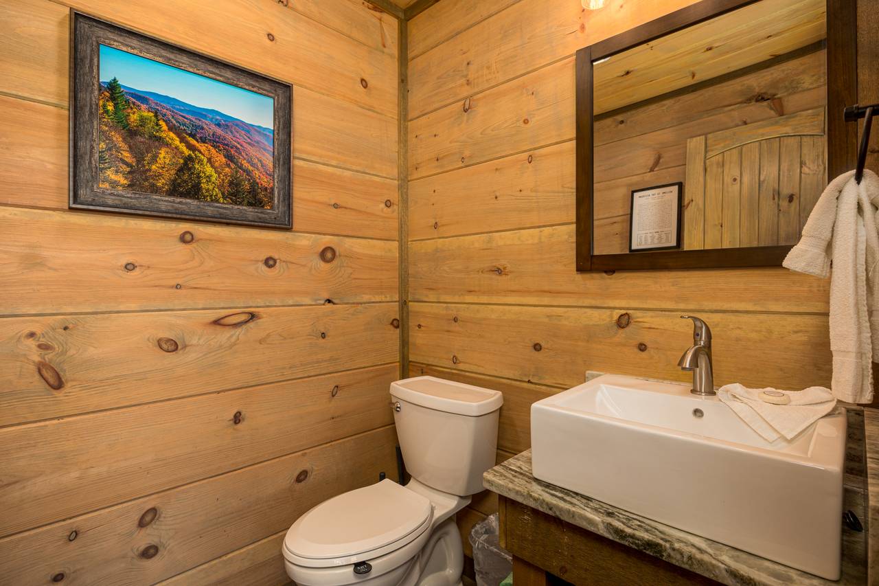 Half bath on entry level Half bath on entry level
