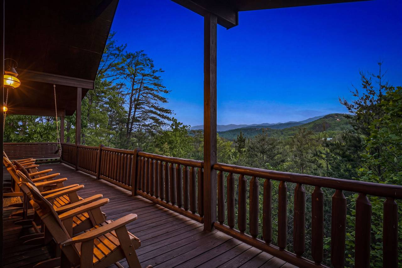 Deck with seating & Smoky Mountain views Deck with seating & Smoky Mountain views