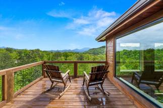 Sit back and relax and take in the views of the Smoky Mountains! Sit back and relax and take in the views of the Smoky Mountains!