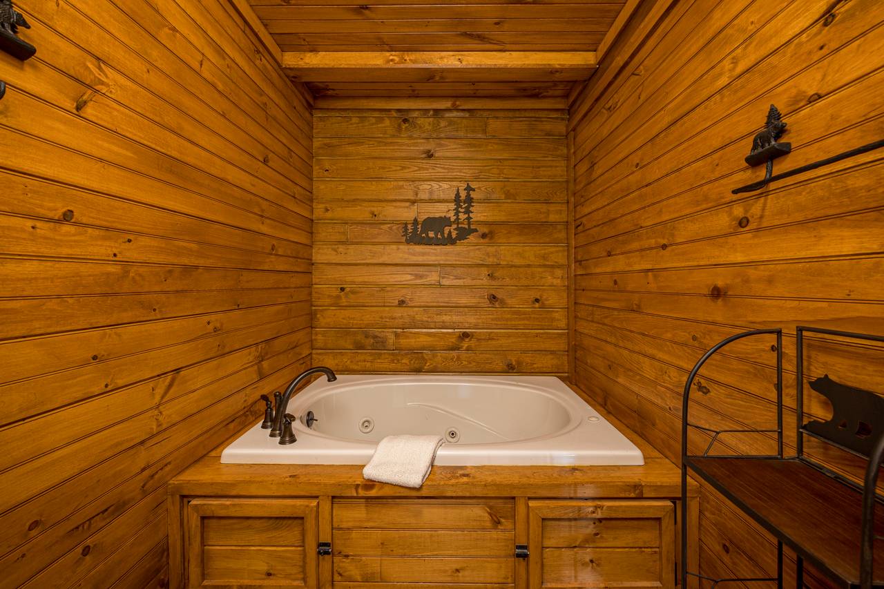 Bath 2: double head shower,& jacuzzi tub; main level king Bath 2: double head shower,& jacuzzi tub; main level king