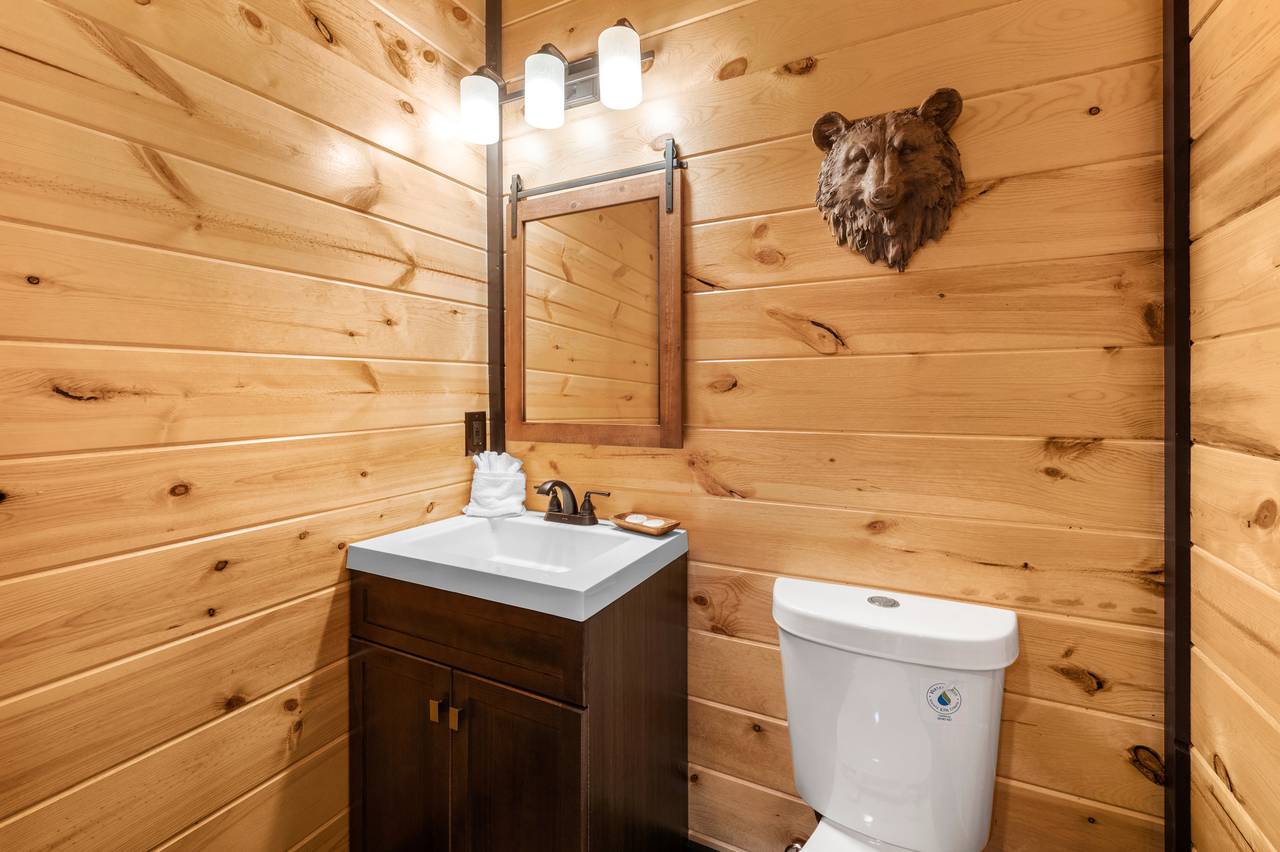 Lower level half bath Lower level half bath
