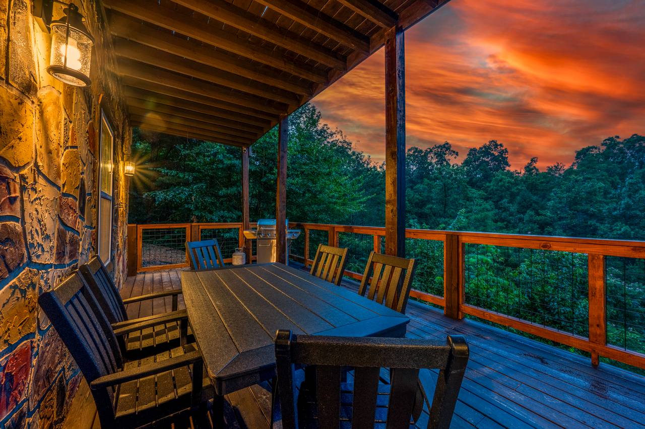Outdoor dining table with gas grill Outdoor dining table with gas grill