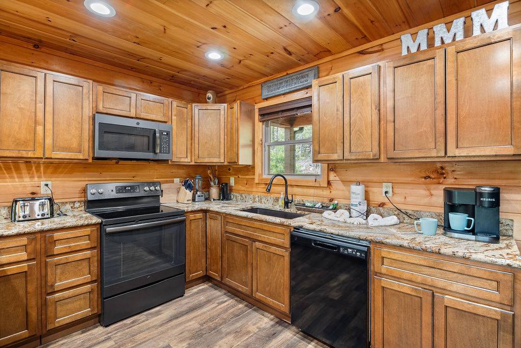 Fully equipped kitchen Fully equipped kitchen