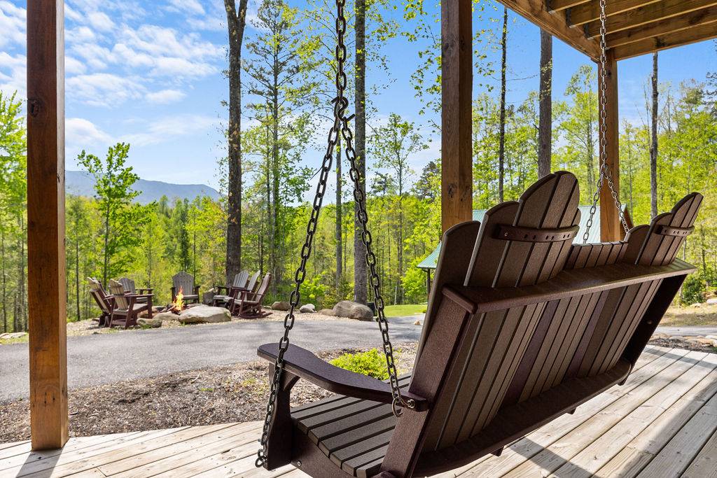 Outdoor porch swing with views of the Smoky Mountains! Outdoor porch swing with views of the Smoky Mountains!
