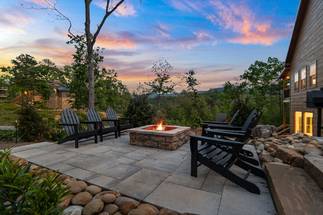 Private outdoor wood firepit Private outdoor wood firepit