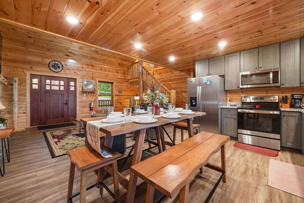 Dining room with bench style seating for 6