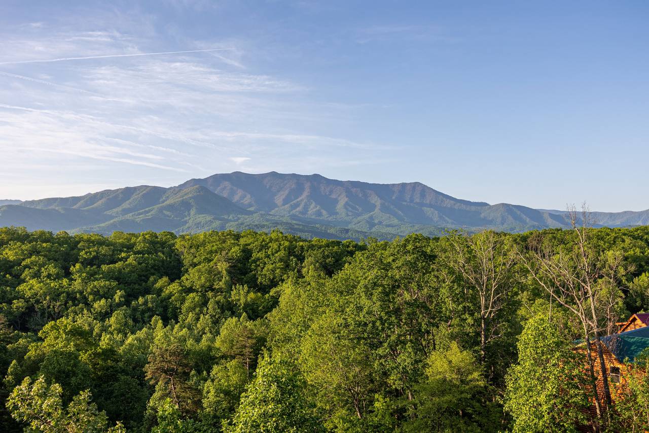 Unobstructed panoramic views of the Smoky Mountains Unobstructed panoramic views of the Smoky Mountains