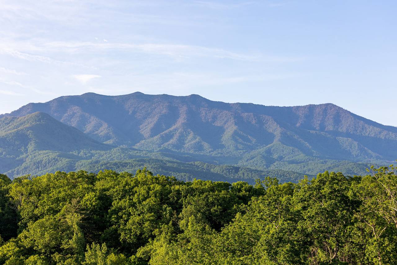 Unobstructed panoramic views of the Smoky Mountains Unobstructed panoramic views of the Smoky Mountains