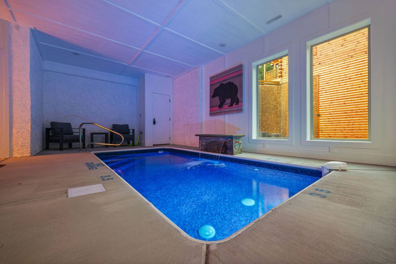Private indoor heated pool - with seating area & TV Private indoor heated pool - with seating area & TV