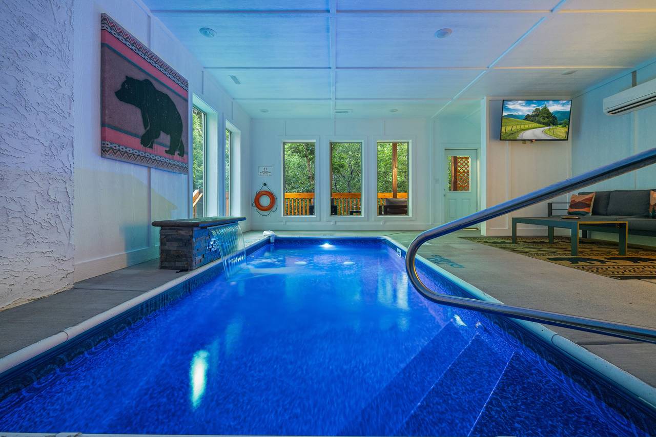 Private indoor heated pool - with seating area & TV Private indoor heated pool - with seating area & TV