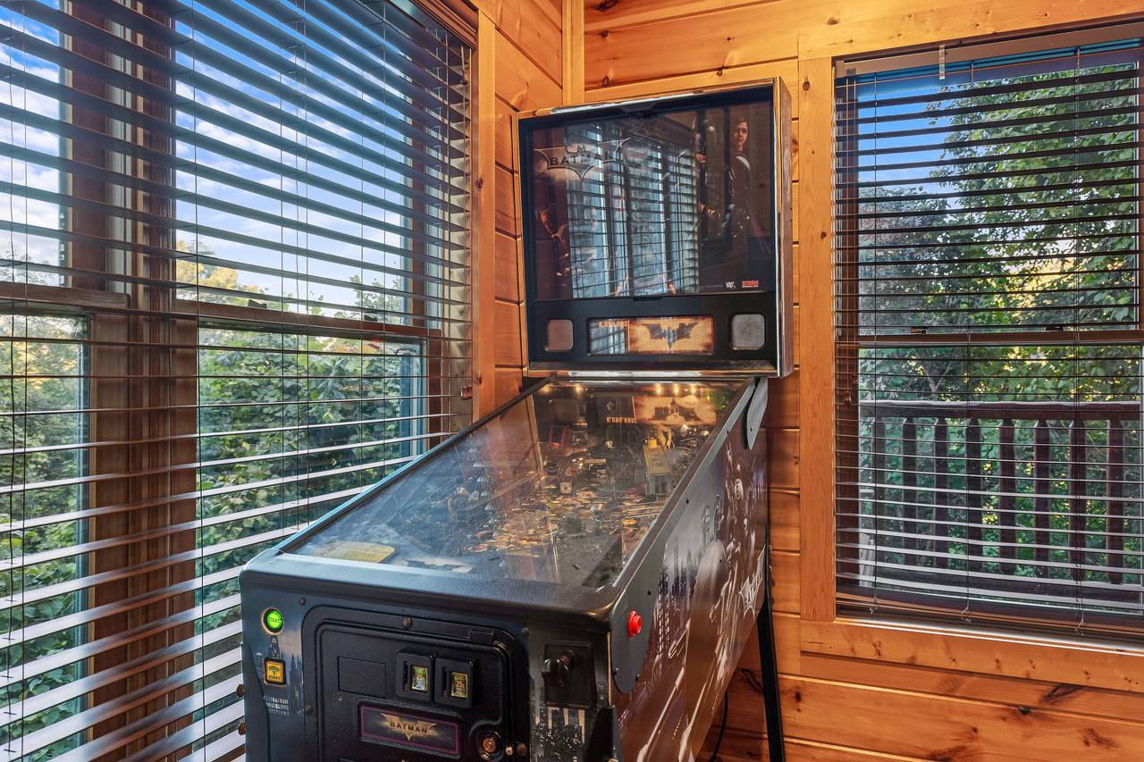 Gameroom: pool table, air hockey, pinball, & multi-cade Gameroom: pool table, air hockey, pinball, & multi-cade