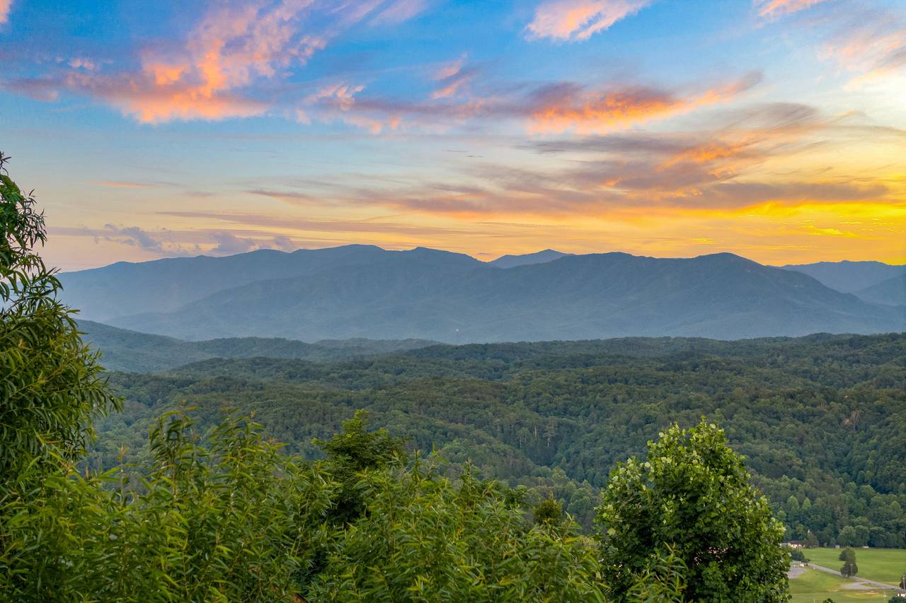 Beautiful views of The Great Smoky Mountains! Beautiful views of The Great Smoky Mountains!