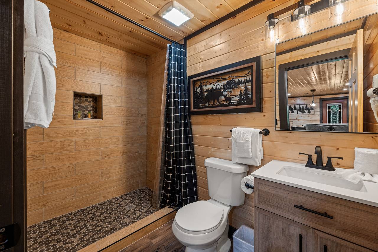 Lower level full bath with standing shower Lower level full bath with standing shower