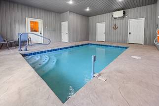 Private indoor heated swimming pool! Private indoor heated swimming pool!