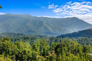 Gorgeous views of The Great Smoky Mountains! Gorgeous views of The Great Smoky Mountains!