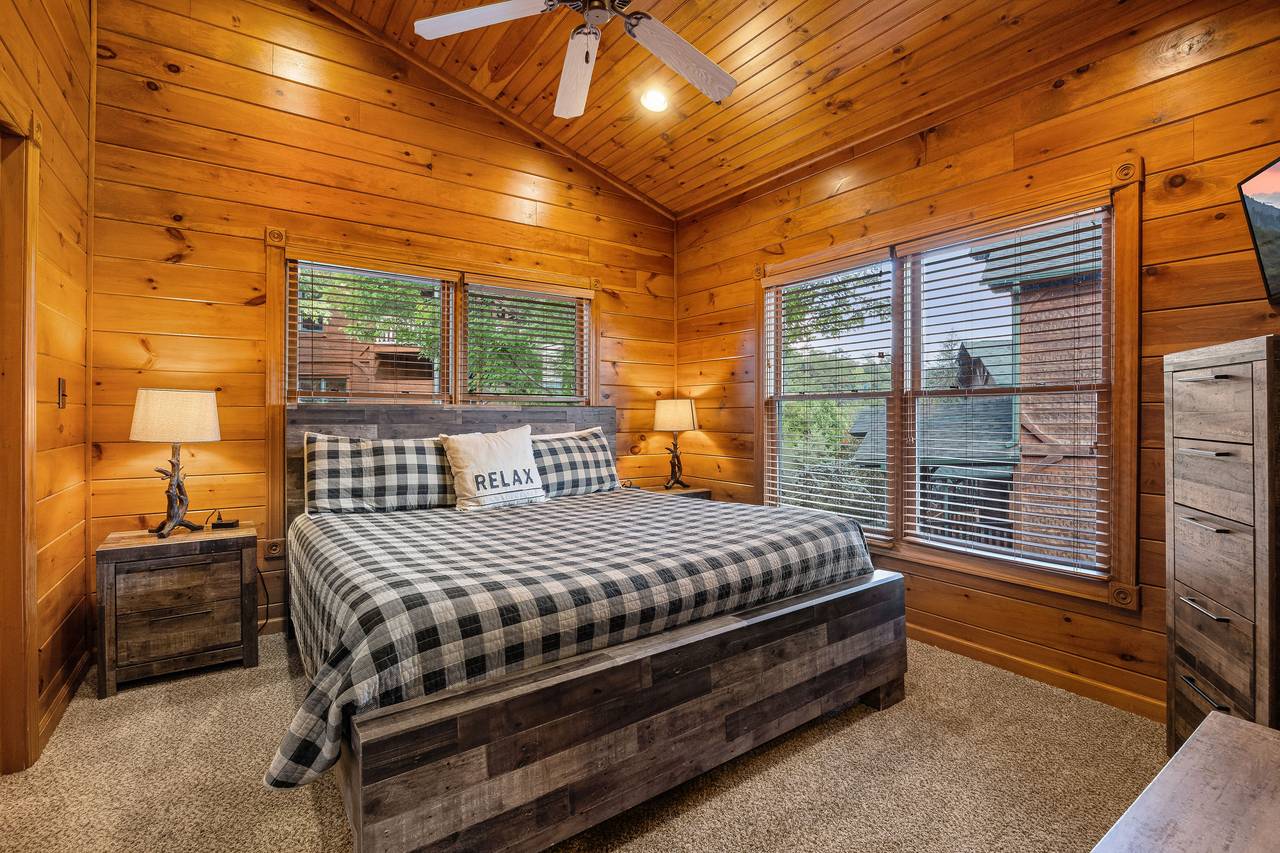 Entry level king bed with ensuite full bath & TV Entry level king bed with ensuite full bath & TV