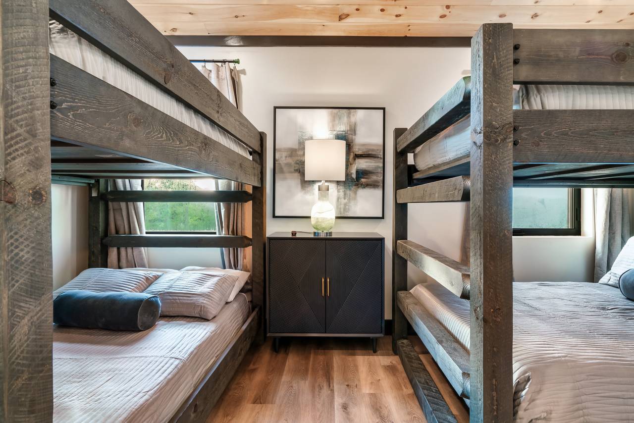 Upper level 2 full over full bunk beds Upper level 2 full over full bunk beds