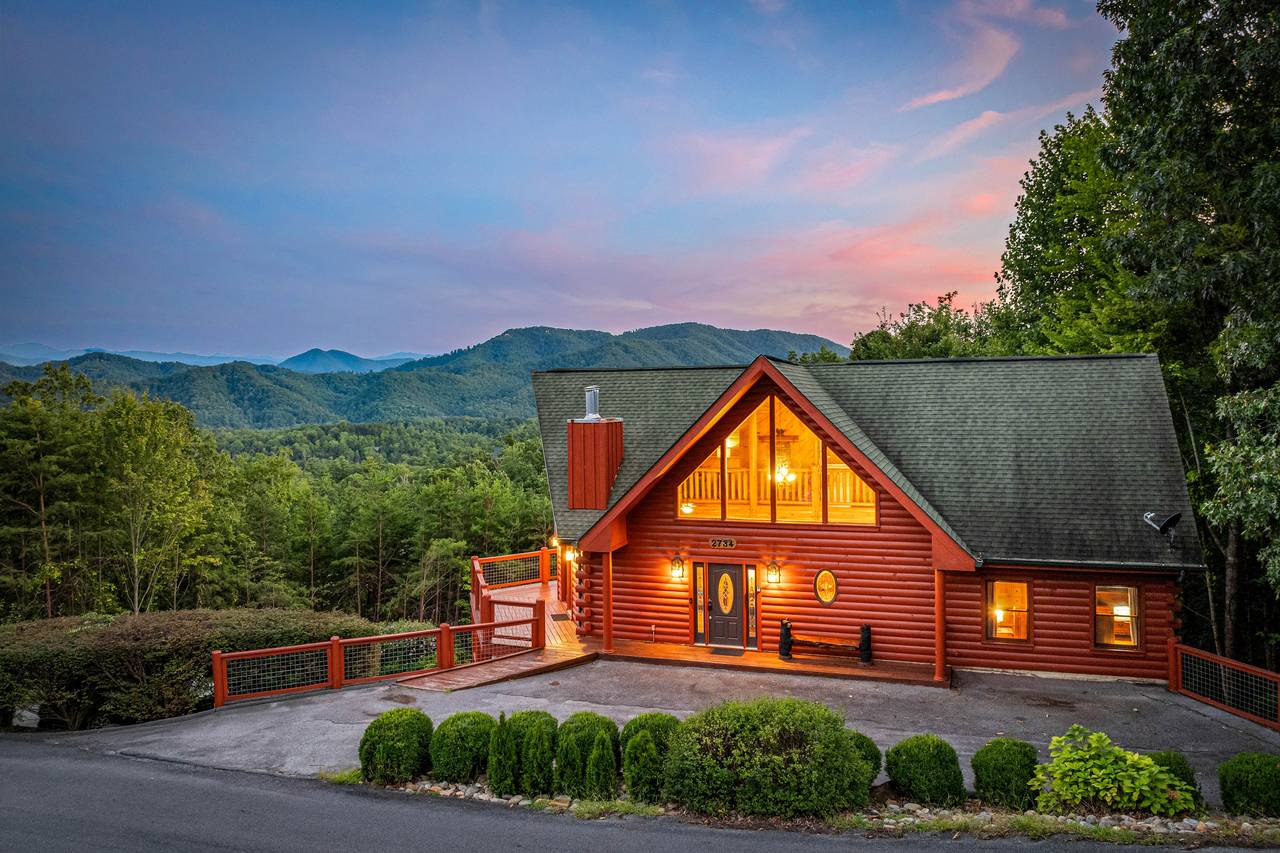 Welcome to Evergreen Escape, offered by Bear Tracts! Welcome to Evergreen Escape, offered by Bear Tracts!