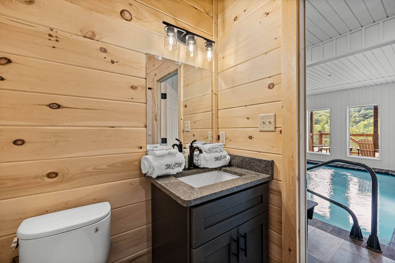Lower level full bath with standing shower Lower level full bath with standing shower