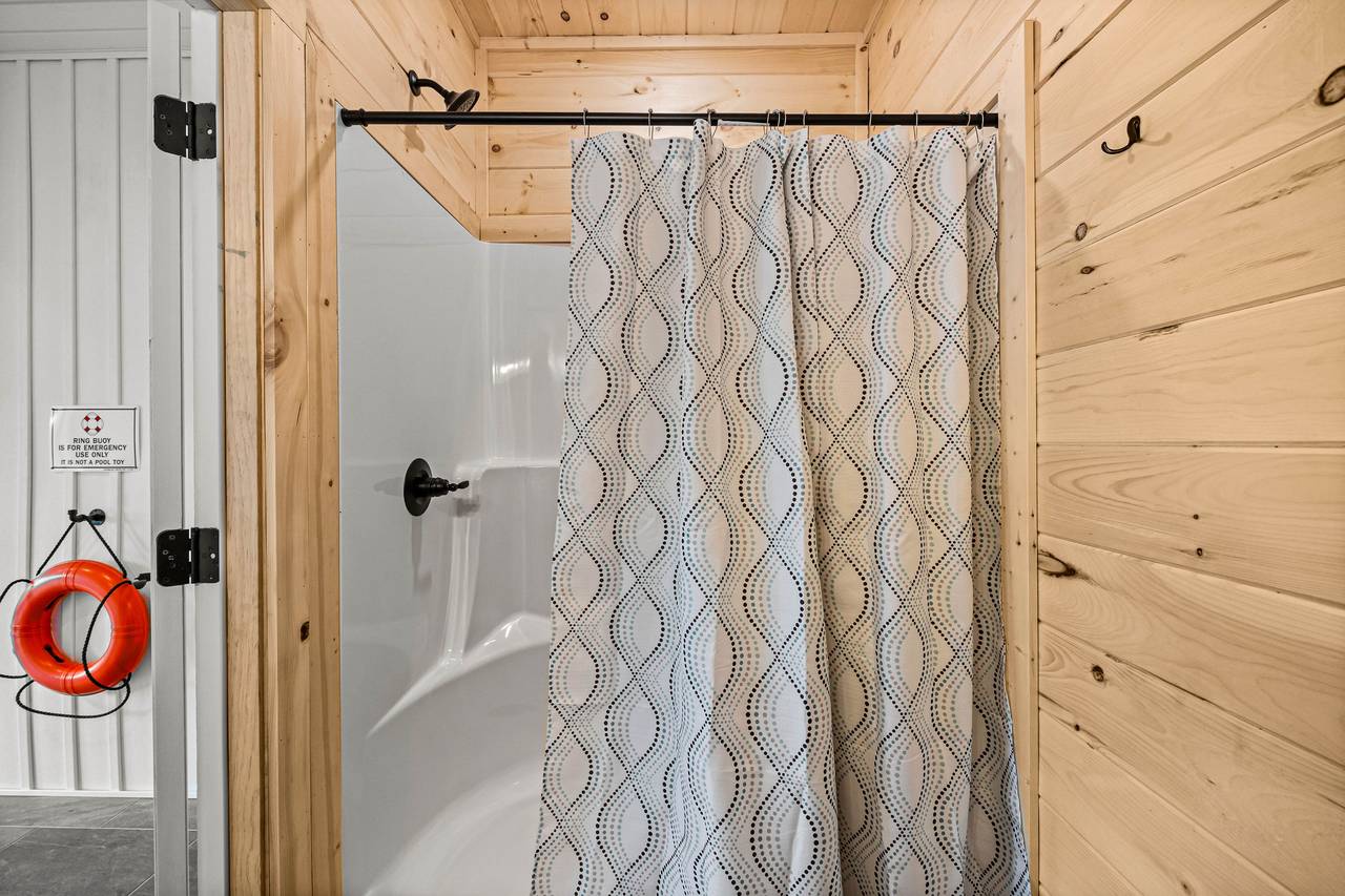Lower level full bath with standing shower Lower level full bath with standing shower